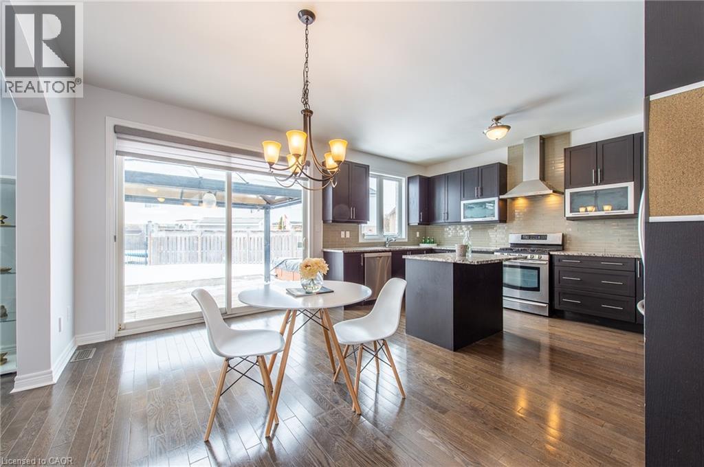 921 Hideaway Court, Kitchener, Ontario  N2P 2Y7 - Photo 16 - 40814281