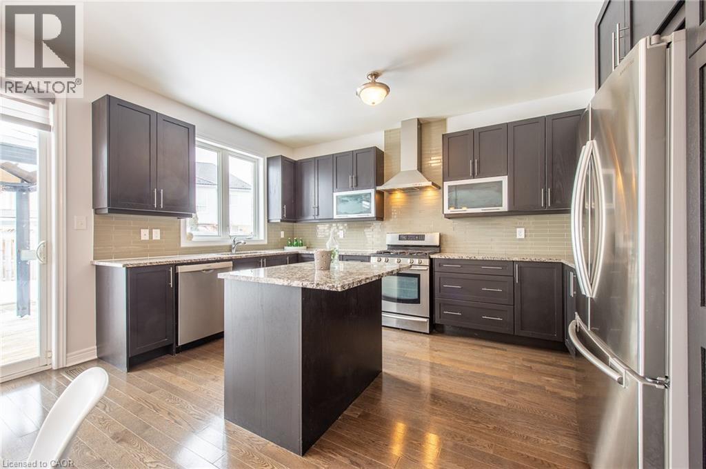 921 Hideaway Court, Kitchener, Ontario  N2P 2Y7 - Photo 17 - 40814281