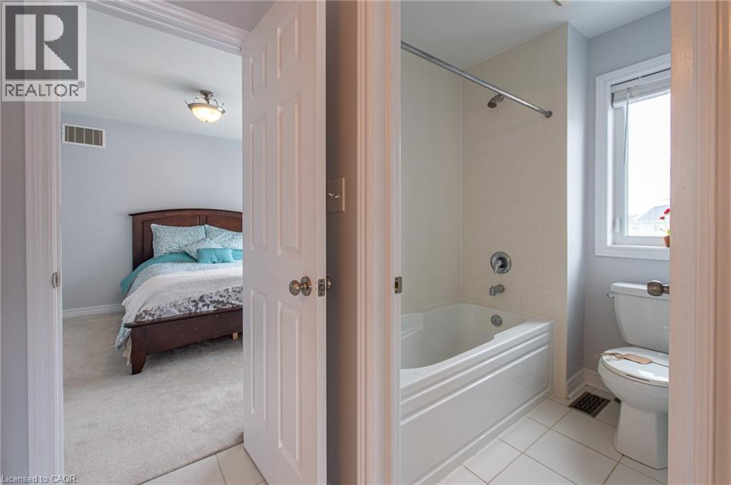 921 Hideaway Court, Kitchener, Ontario  N2P 2Y7 - Photo 24 - 40814281