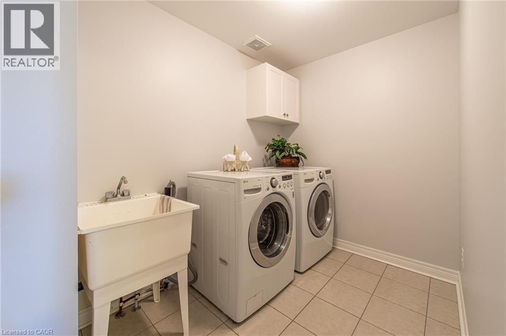 921 Hideaway Court, Kitchener, Ontario  N2P 2Y7 - Photo 26 - 40814281