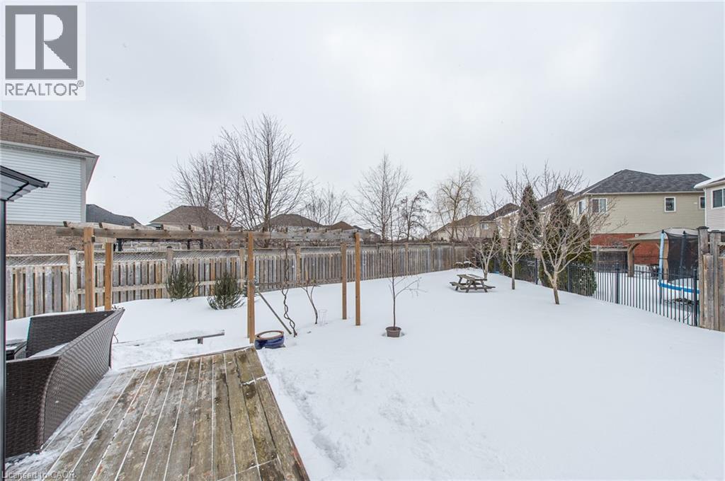 921 Hideaway Court, Kitchener, Ontario  N2P 2Y7 - Photo 30 - 40814281