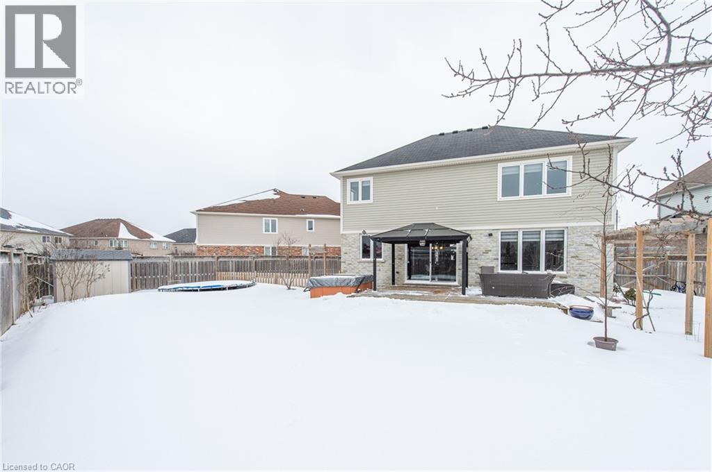 921 Hideaway Court, Kitchener, Ontario  N2P 2Y7 - Photo 33 - 40814281