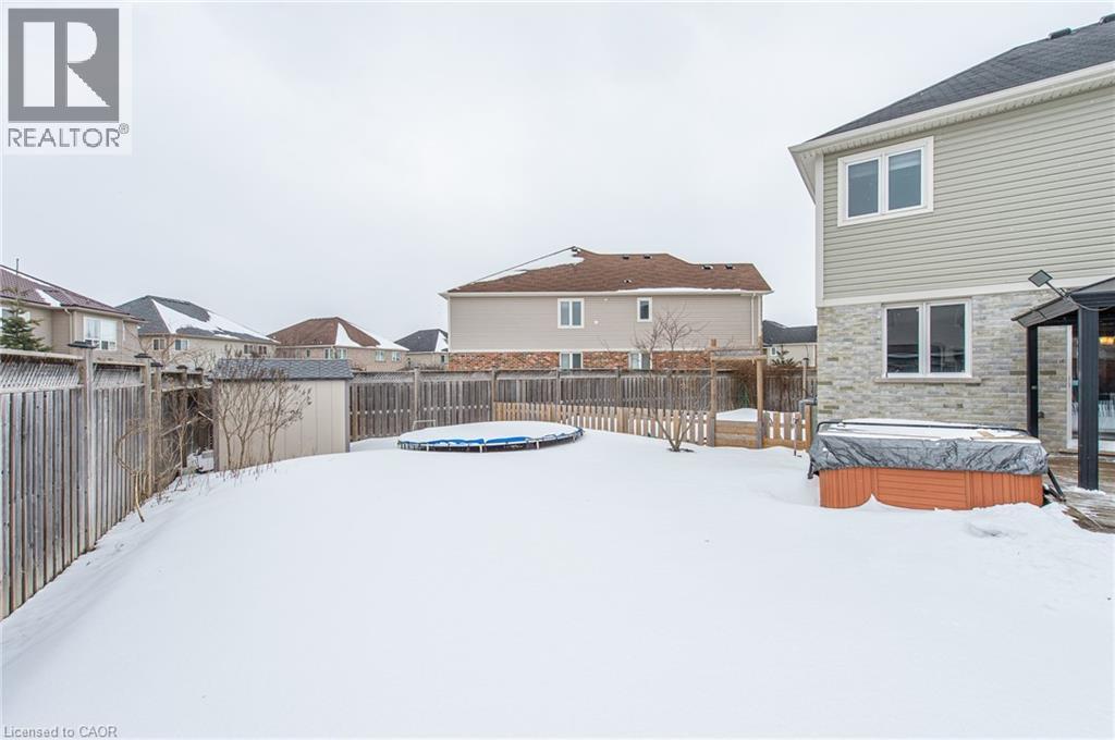 921 Hideaway Court, Kitchener, Ontario  N2P 2Y7 - Photo 34 - 40814281