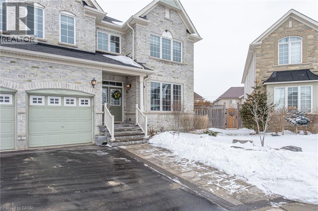 921 Hideaway Court, Kitchener, Ontario  N2P 2Y7 - Photo 4 - 40814281