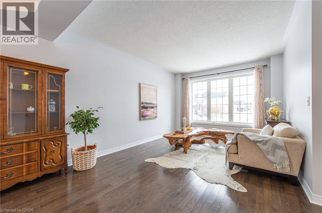 921 Hideaway Court, Kitchener, Ontario  N2P 2Y7 - Photo 8 - 40814281