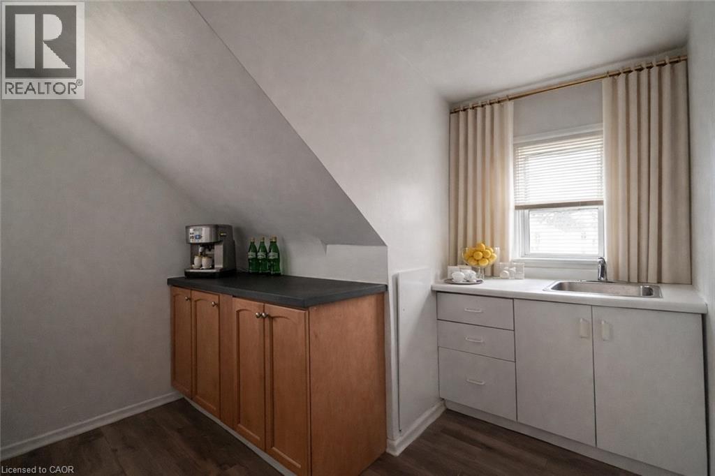 498 Ottawa Street S Unit# Upper, Kitchener, Ontario  N2M 3P5 - Photo 7 - 40812752