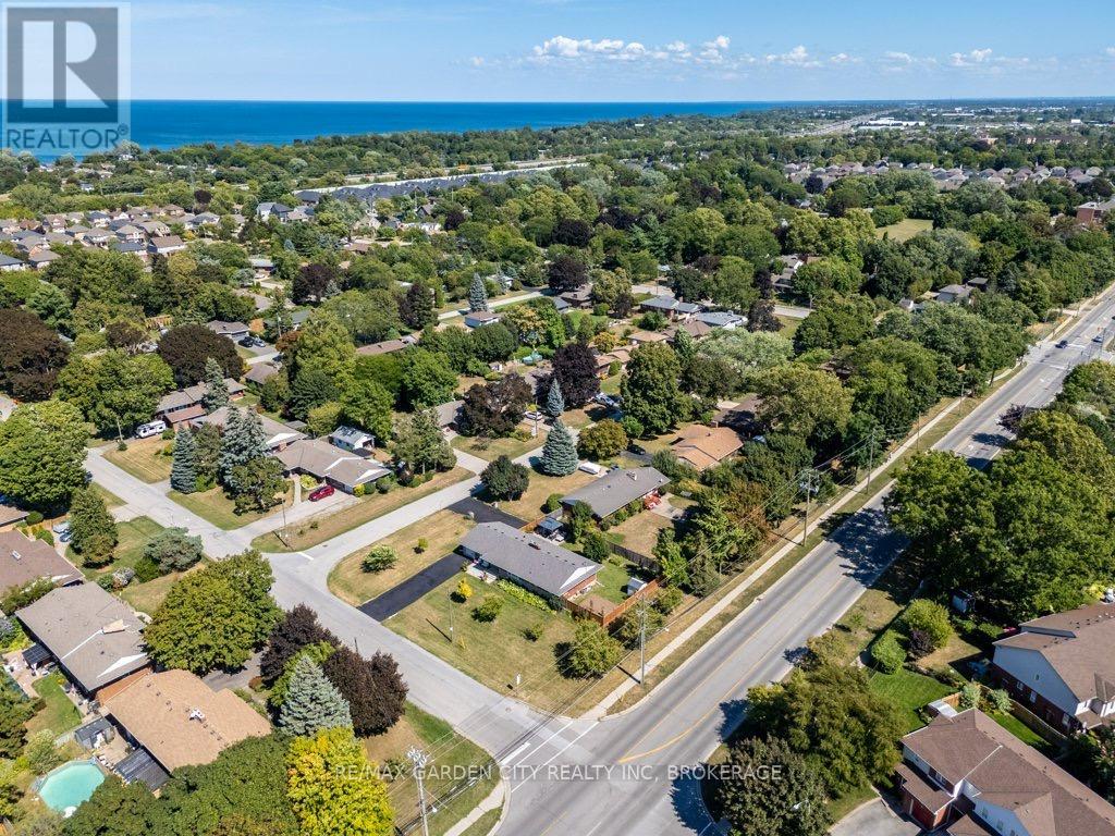 2 Lynnwood Avenue, Grimsby, Ontario  L3M 2X6 - Photo 29 - X12914270