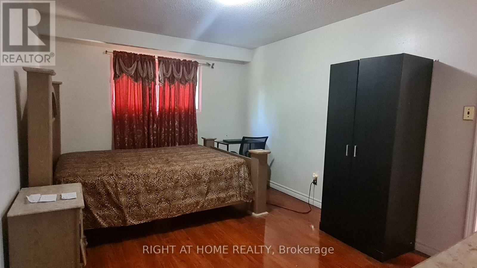 Upper - 55 Littleleaf Drive, Toronto, Ontario  M1B 1Y7 - Photo 9 - E12303936