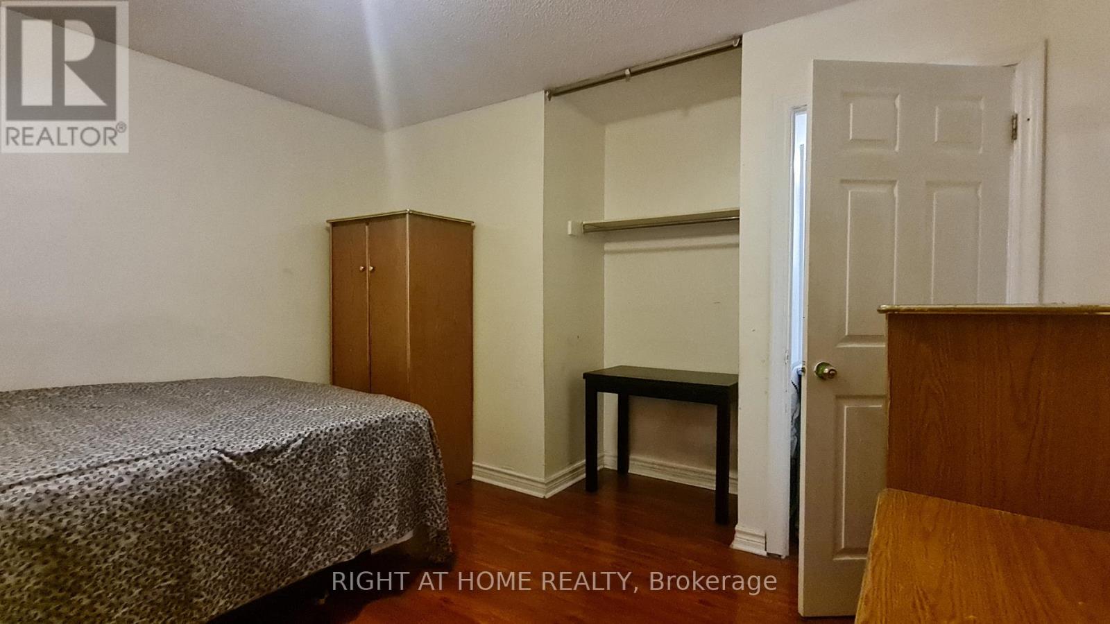 Upper - 55 Littleleaf Drive, Toronto, Ontario  M1B 1Y7 - Photo 7 - E12303936