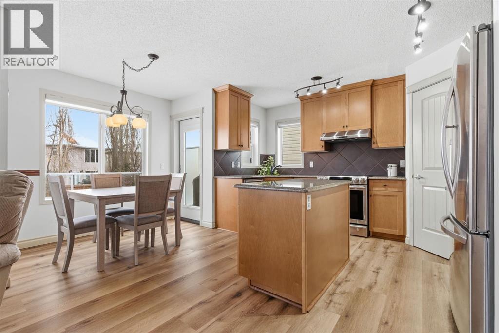329 Douglas Ridge Circle SE, Calgary, Alberta  T2Z 3H5 - Photo 2 - A2292486