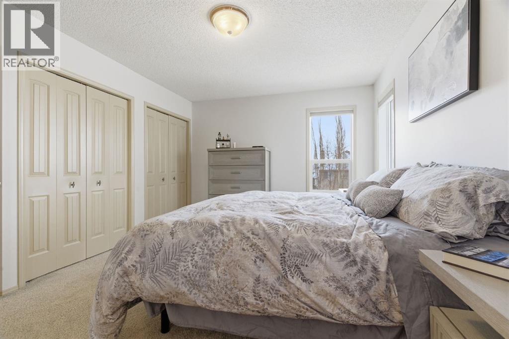 329 Douglas Ridge Circle SE, Calgary, Alberta  T2Z 3H5 - Photo 27 - A2292486