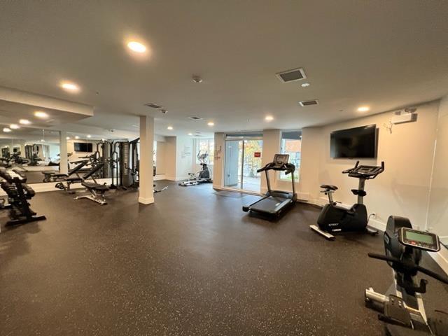 304 13458 95 Avenue, Surrey, British Columbia  V3V 0H1 - Photo 8 - R3103247