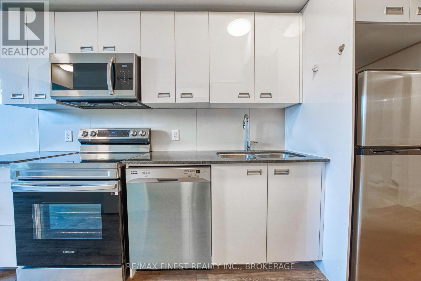 523 - 652 Princess Street, Kingston, Ontario  K7L 1E5 - Photo 6 - X12915294