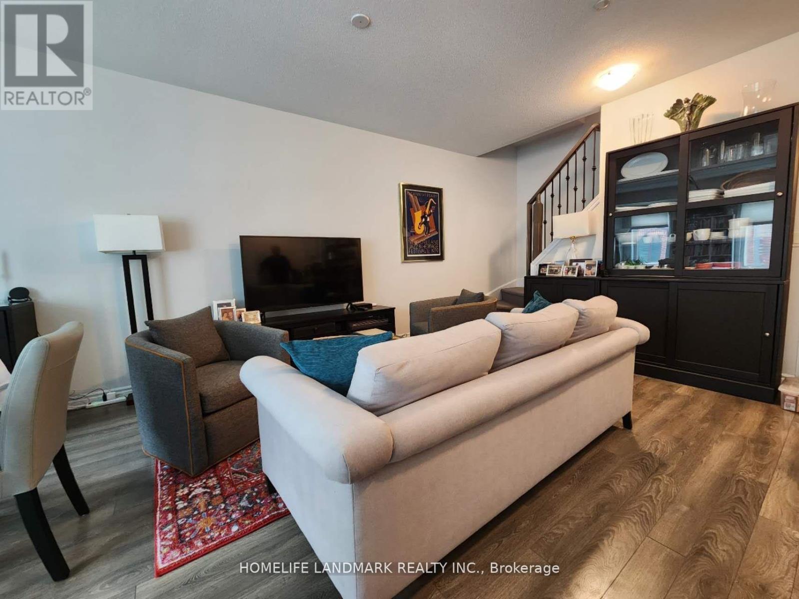 27 - 95 Eastwood Park Gardens, Toronto, Ontario  M8W 0B9 - Photo 8 - W12917504