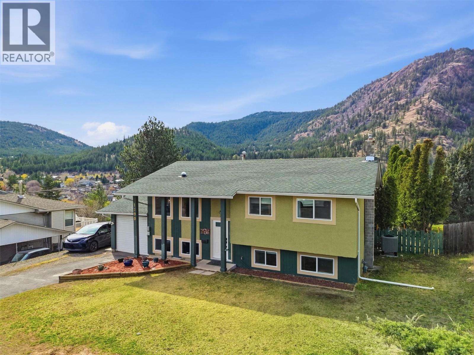 1290 Highridge Drive, Kamloops, British Columbia  V2C 5G6 - Photo 2 - 10380306