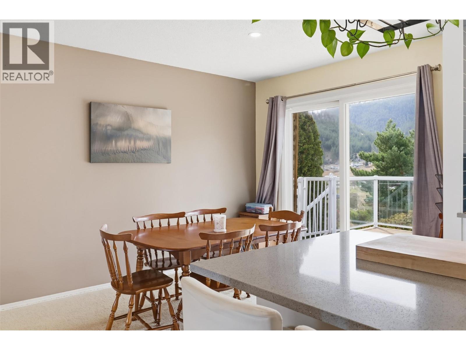 1290 Highridge Drive, Kamloops, British Columbia  V2C 5G6 - Photo 11 - 10380306