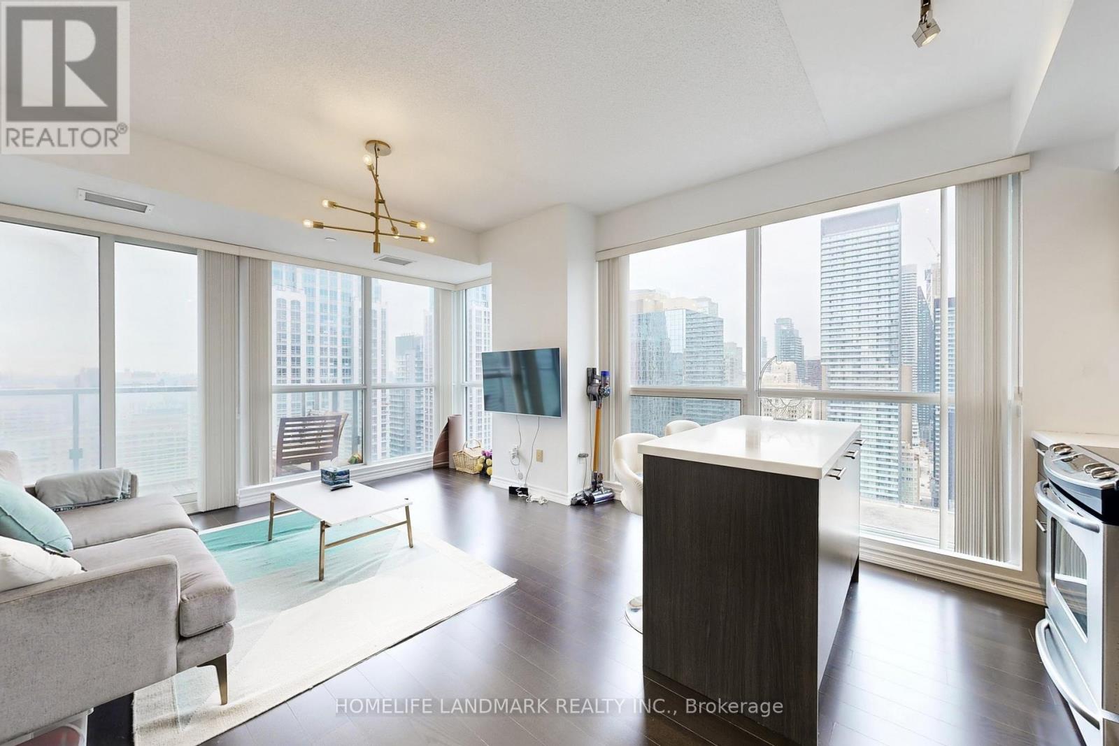 3015 - 386 Yonge Street, Toronto, Ontario  M5B 0A5 - Photo 4 - C12917522