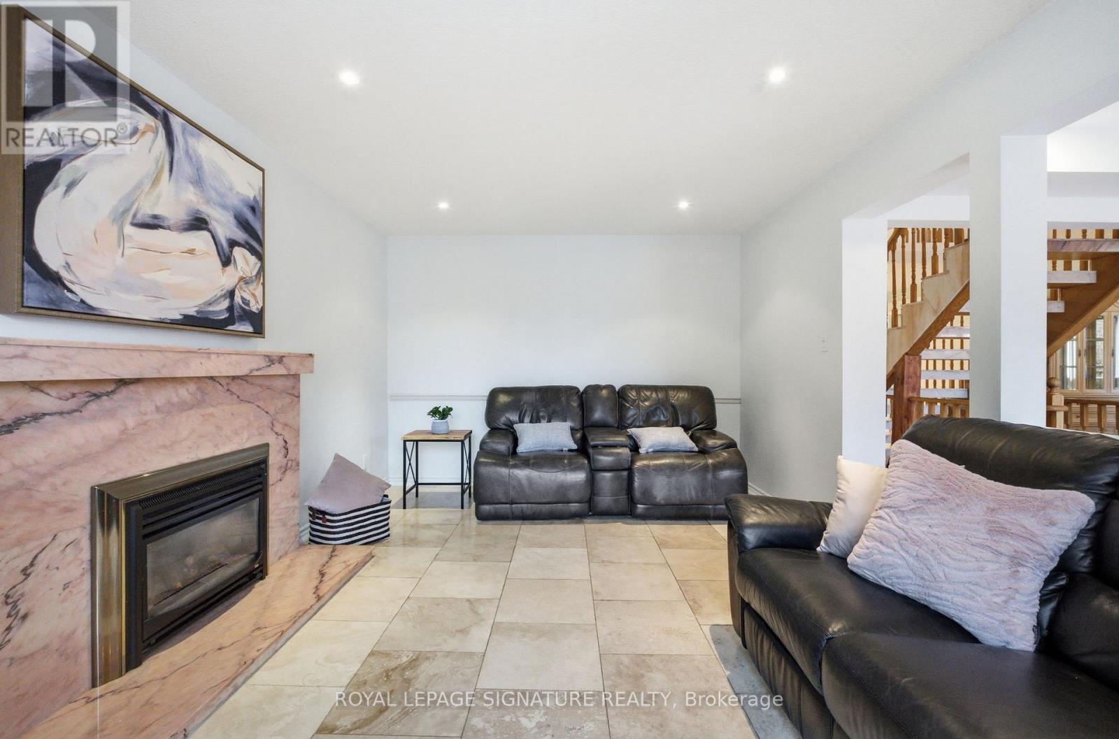 669 Highview Road, Pickering, Ontario  L1V 4W2 - Photo 8 - E12917526