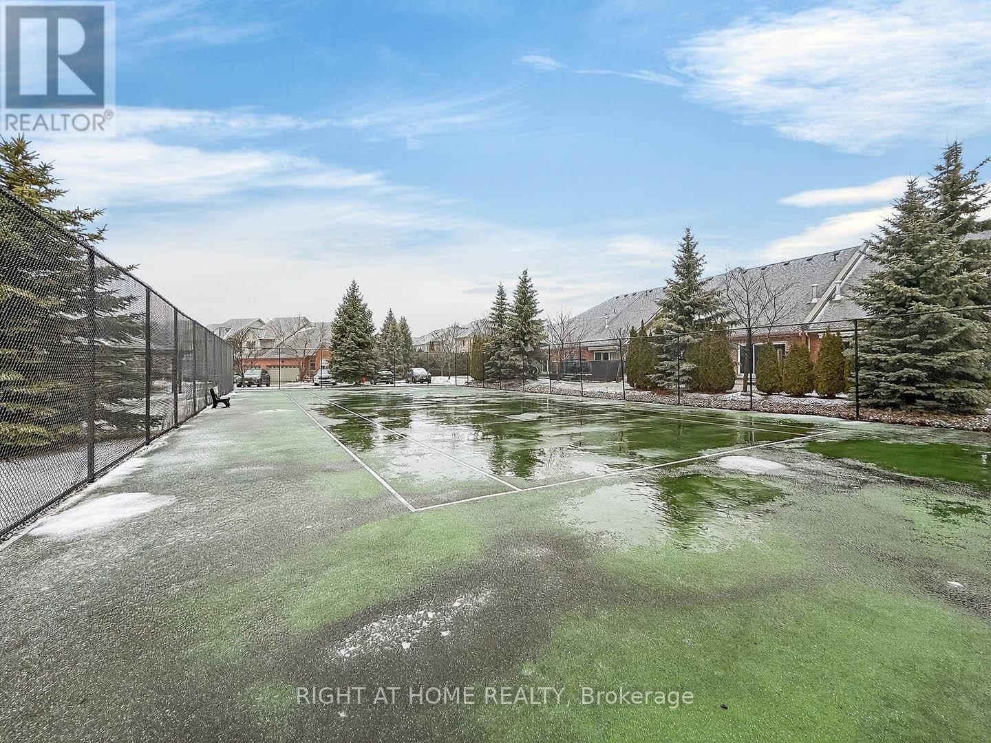 145 Louisbourg Way, Markham, Ontario  L6E 2A2 - Photo 44 - N12917516