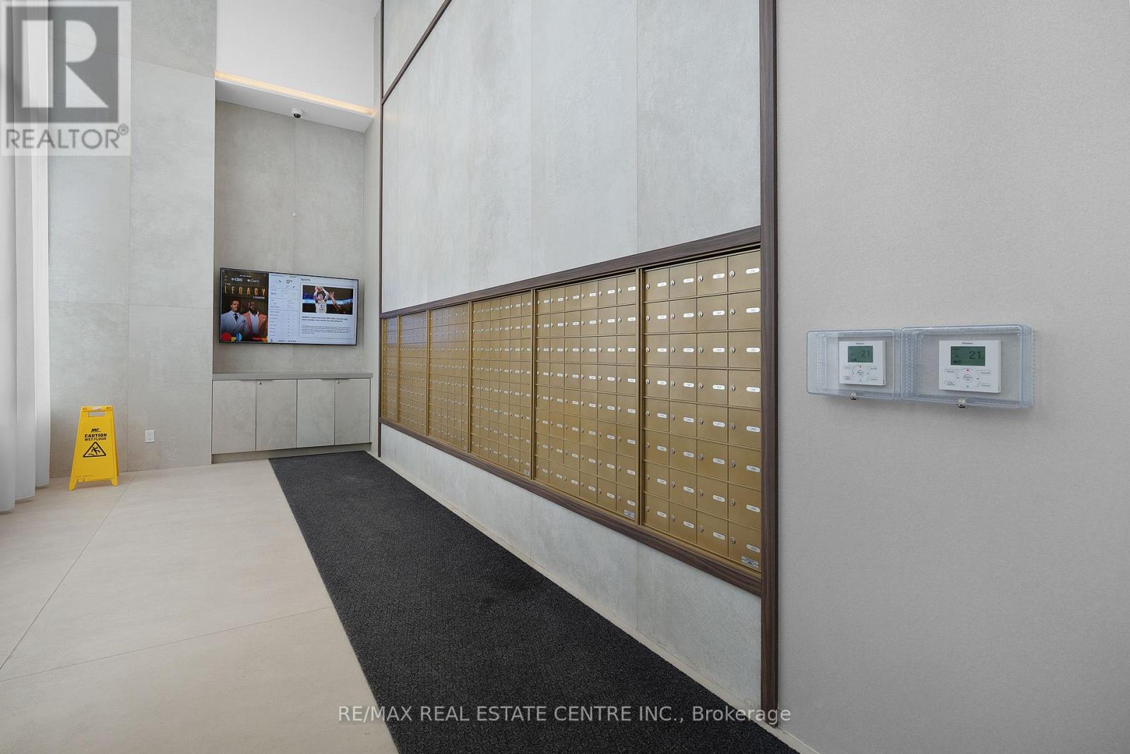 1000 Portage Parkway, Vaughan, Ontario  L4K 0L1 - Photo 4 - N12917520