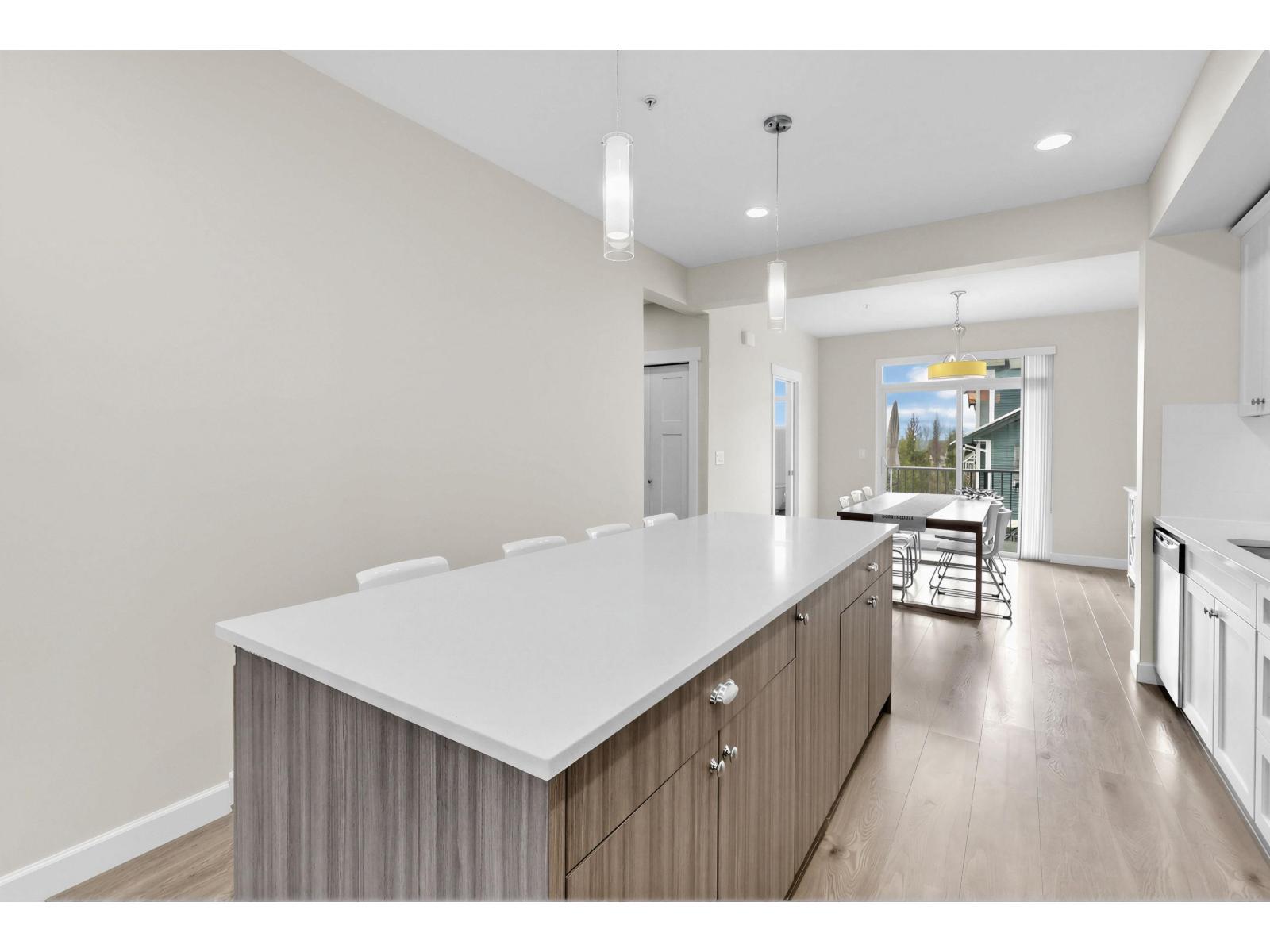 52 7157 210 Street, Langley, British Columbia  V2Y 0T3 - Photo 8 - R3102410