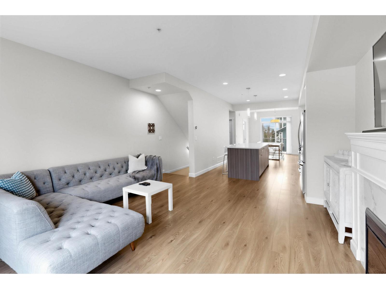 52 7157 210 Street, Langley, British Columbia  V2Y 0T3 - Photo 5 - R3102410