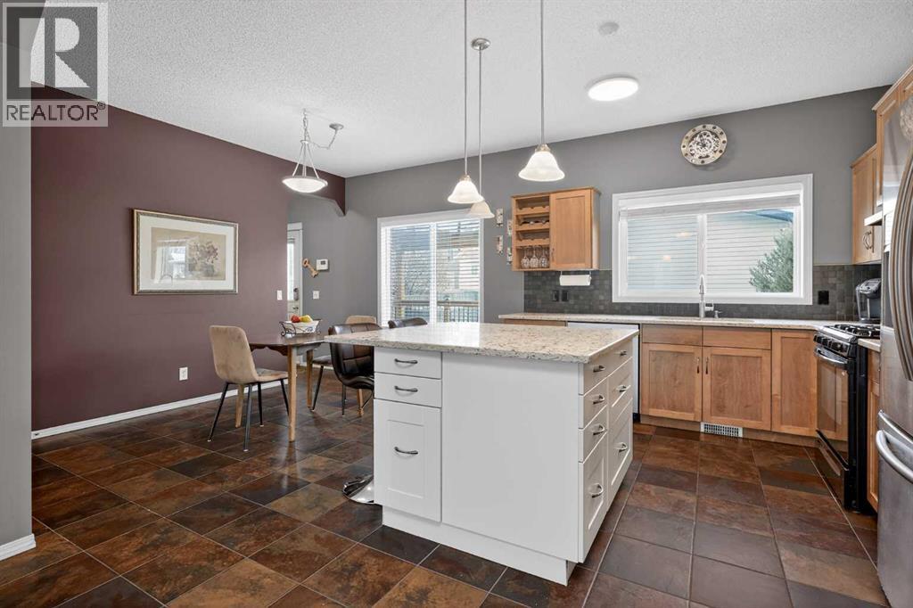 210 Elgin View Se, Calgary, Alberta  T2Z 4N3 - Photo 8 - A2293237