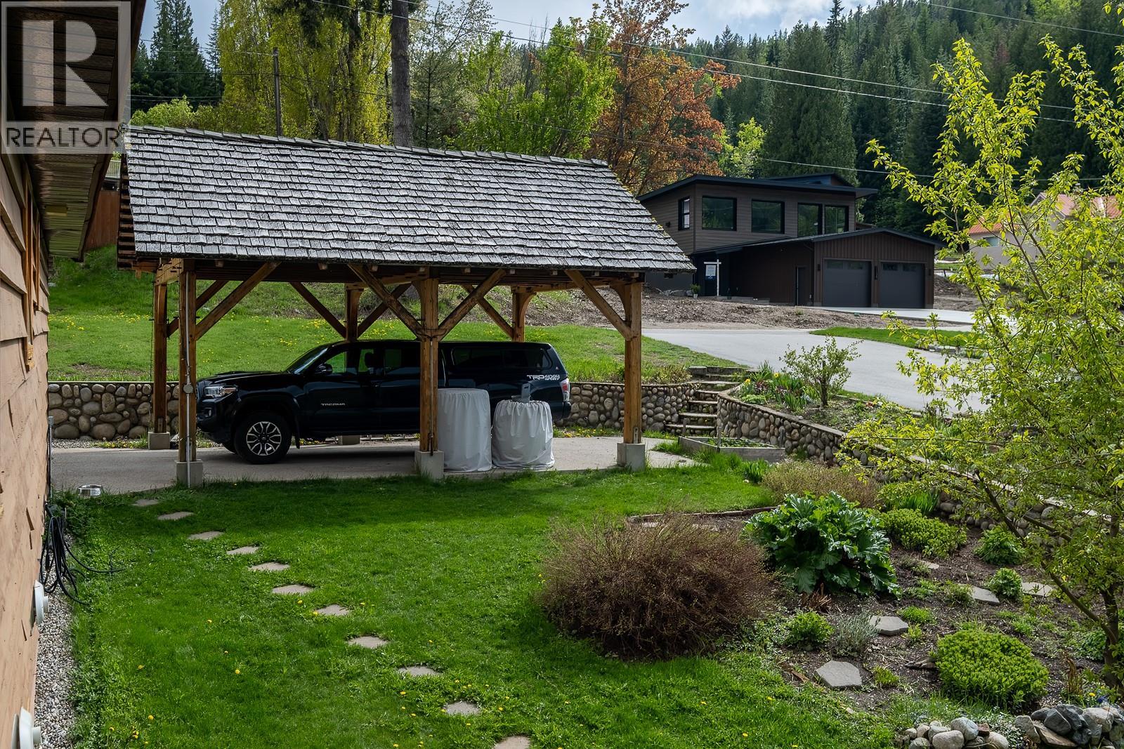 1190 Black Bear Drive, Rossland, British Columbia  V0G 1Y0 - Photo 60 - 10378818