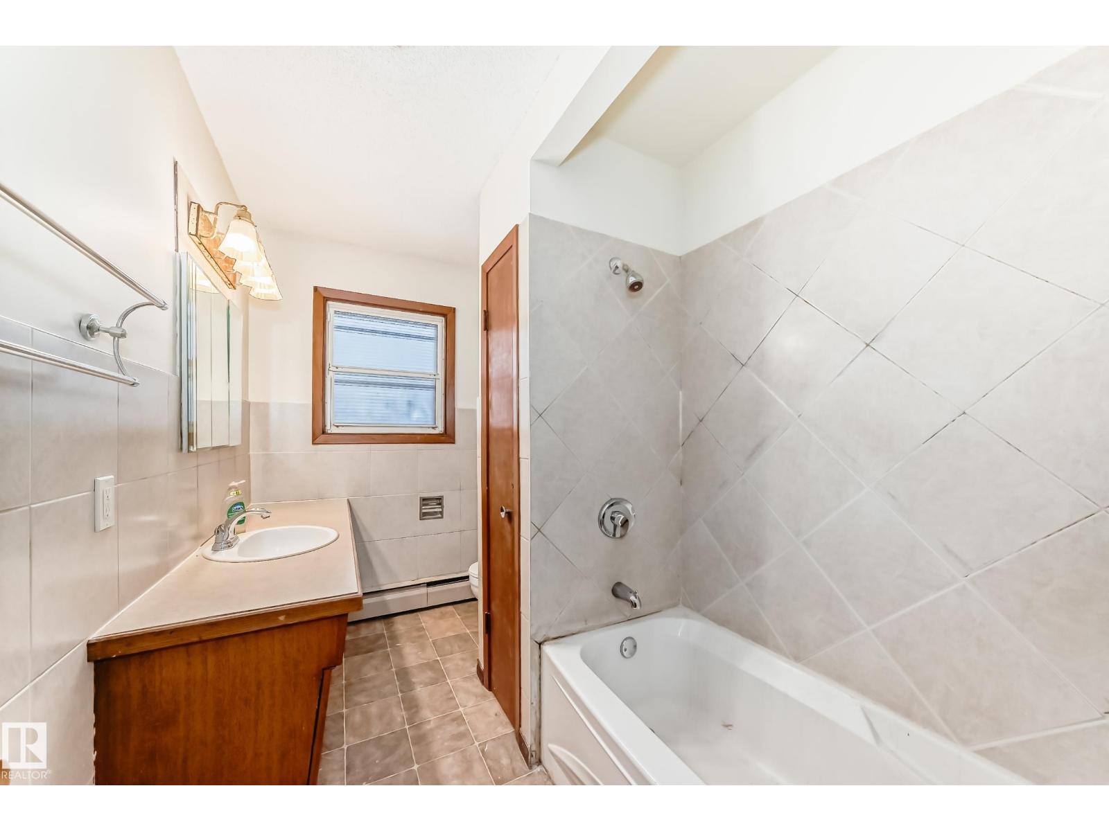 12028 87 St Nw, Edmonton, Alberta  T5E 3N5 - Photo 20 - E4478901