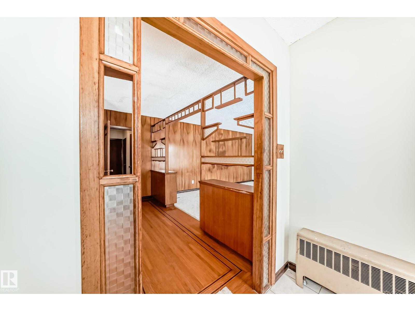 12028 87 St Nw, Edmonton, Alberta  T5E 3N5 - Photo 3 - E4478901