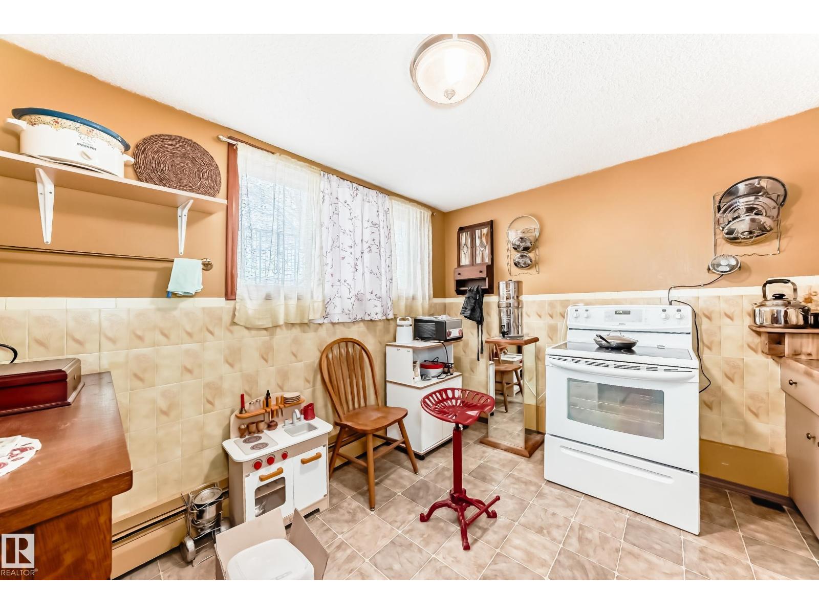 12028 87 St Nw, Edmonton, Alberta  T5E 3N5 - Photo 31 - E4478901