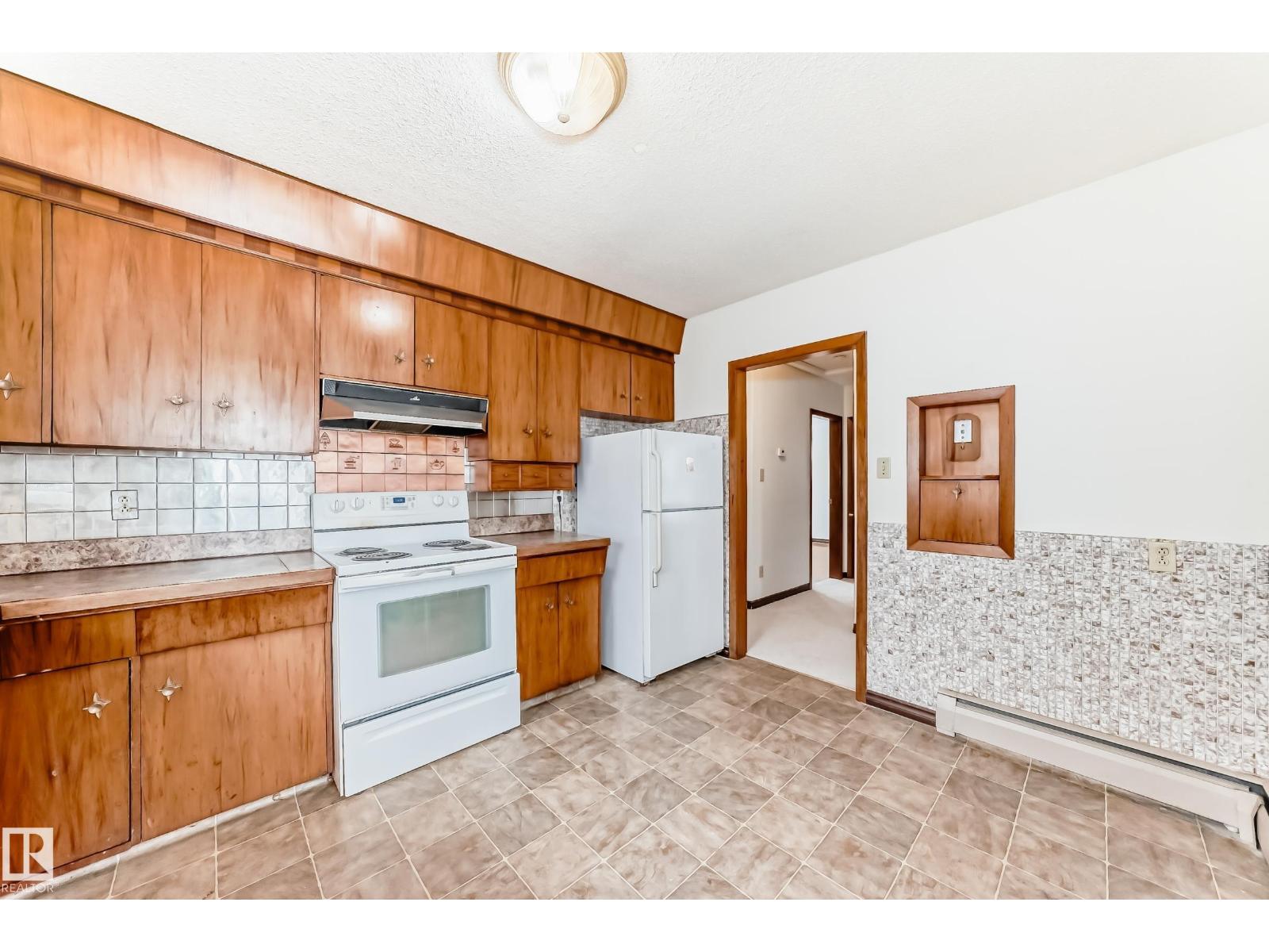 12028 87 St Nw, Edmonton, Alberta  T5E 3N5 - Photo 5 - E4478901