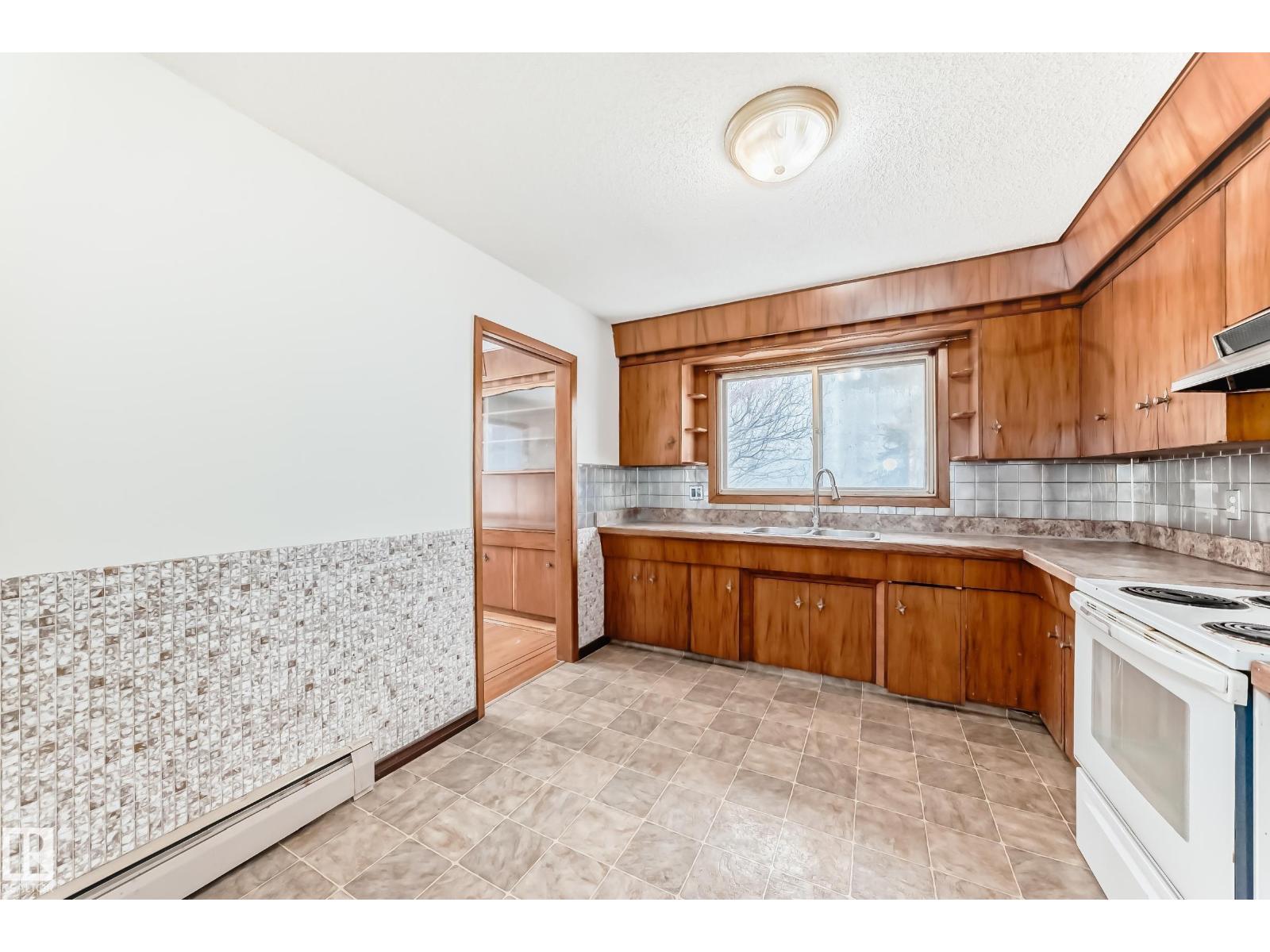 12028 87 St Nw, Edmonton, Alberta  T5E 3N5 - Photo 7 - E4478901