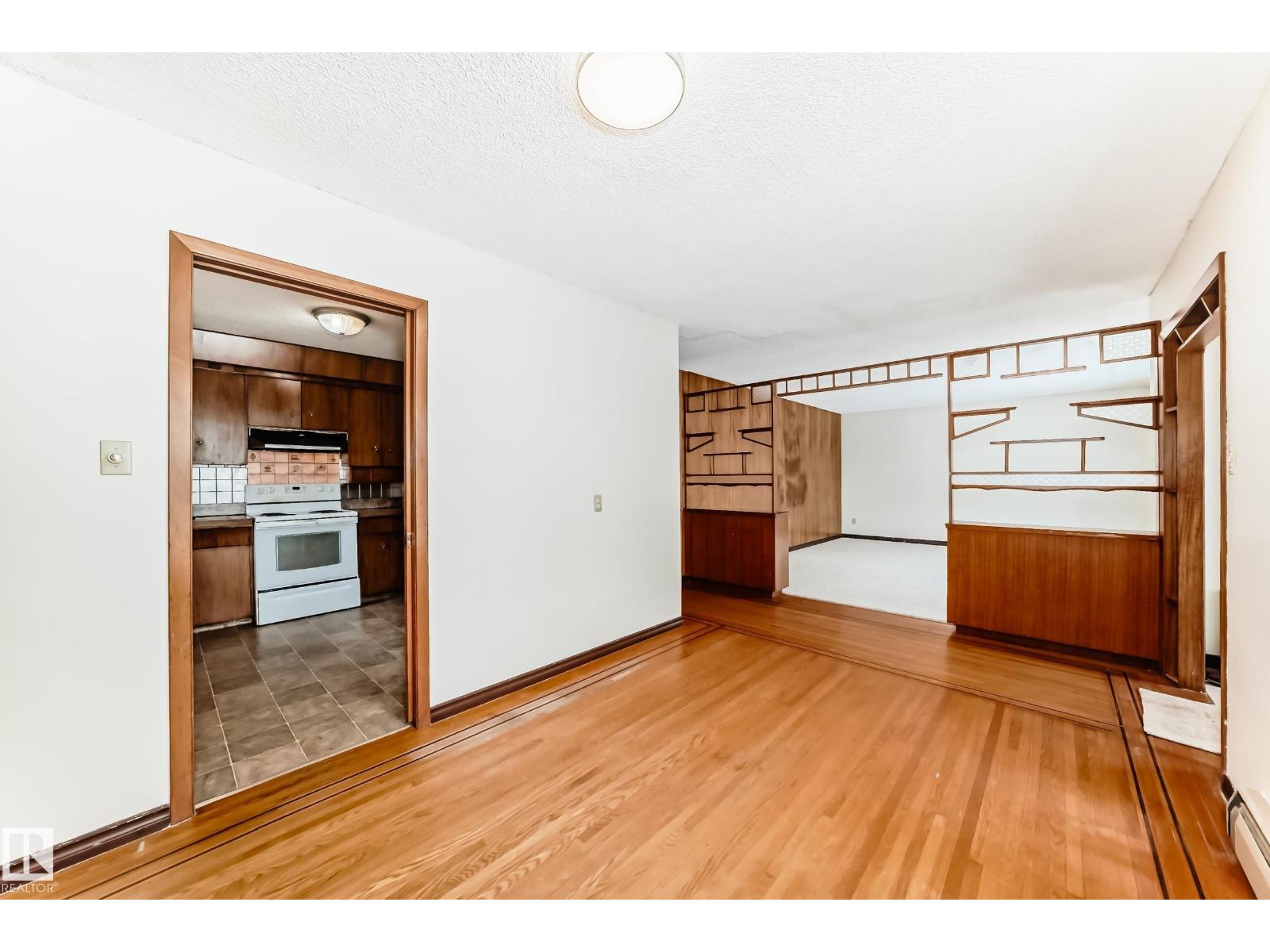 12028 87 St Nw, Edmonton, Alberta  T5E 3N5 - Photo 9 - E4478901