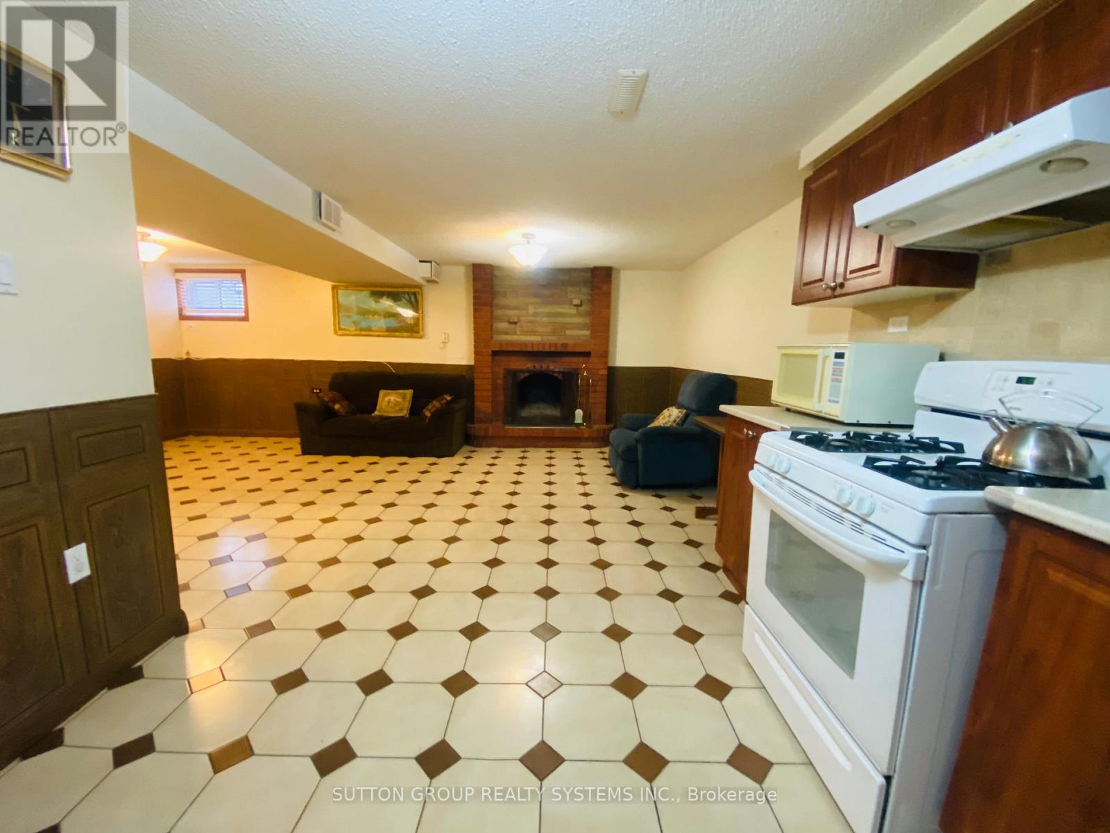 125 Sentinel Road, Toronto, Ontario  M3J 3G7 - Photo 31 - W12917532