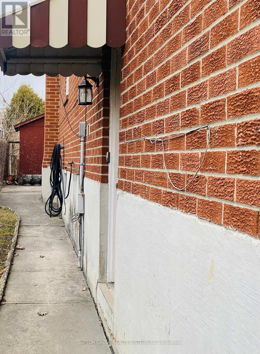 125 Sentinel Road, Toronto, Ontario  M3J 3G7 - Photo 38 - W12917532