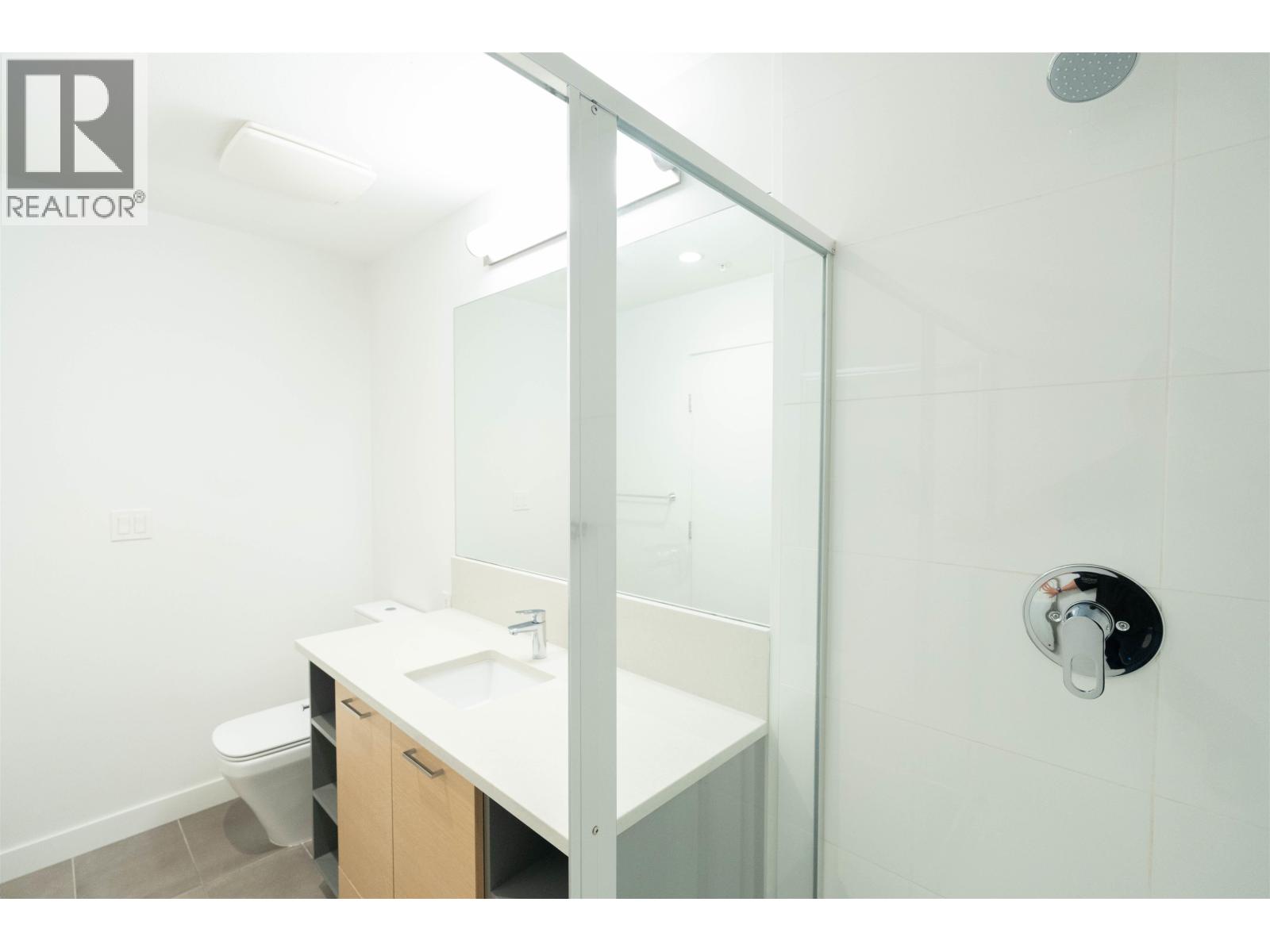 303 3581 Ross Drive, Vancouver, British Columbia  V6S 0K5 - Photo 8 - R3102931