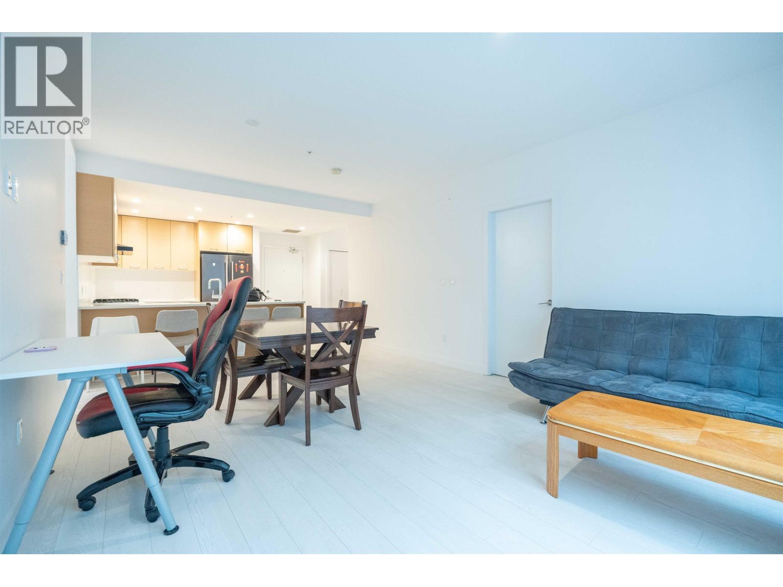 303 3581 Ross Drive, Vancouver, British Columbia  V6S 0K5 - Photo 5 - R3102931