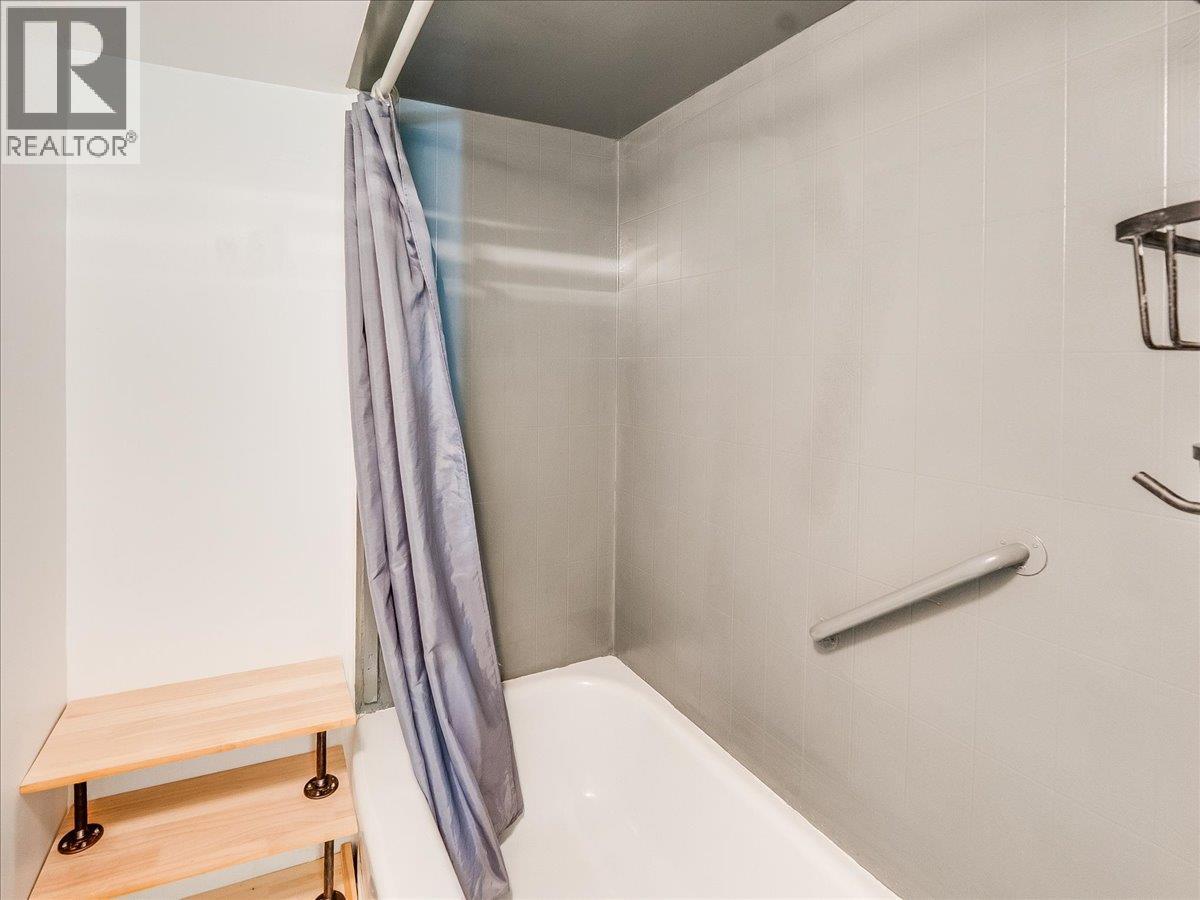 2043 Park Street, Rossland, British Columbia  V0G 1Y0 - Photo 39 - 10379188