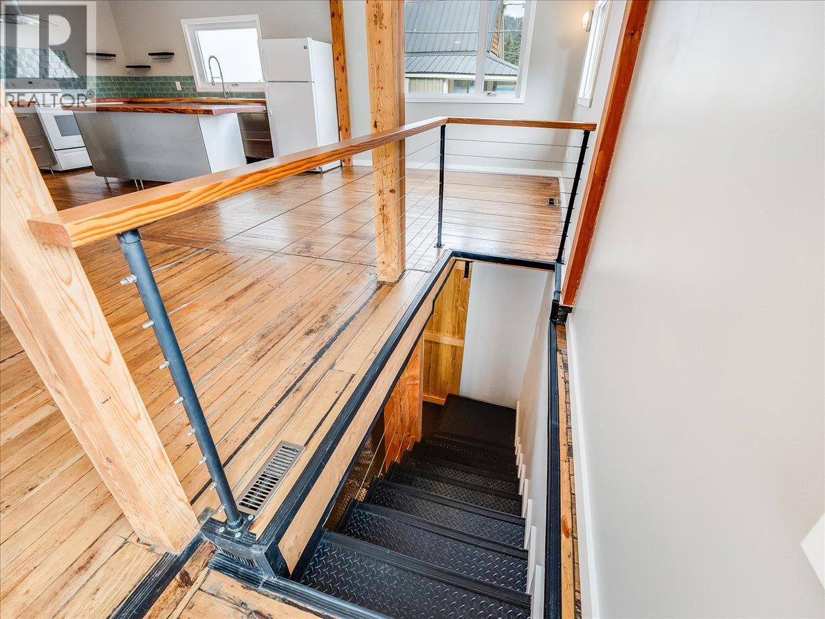 2043 Park Street, Rossland, British Columbia  V0G 1Y0 - Photo 16 - 10379188