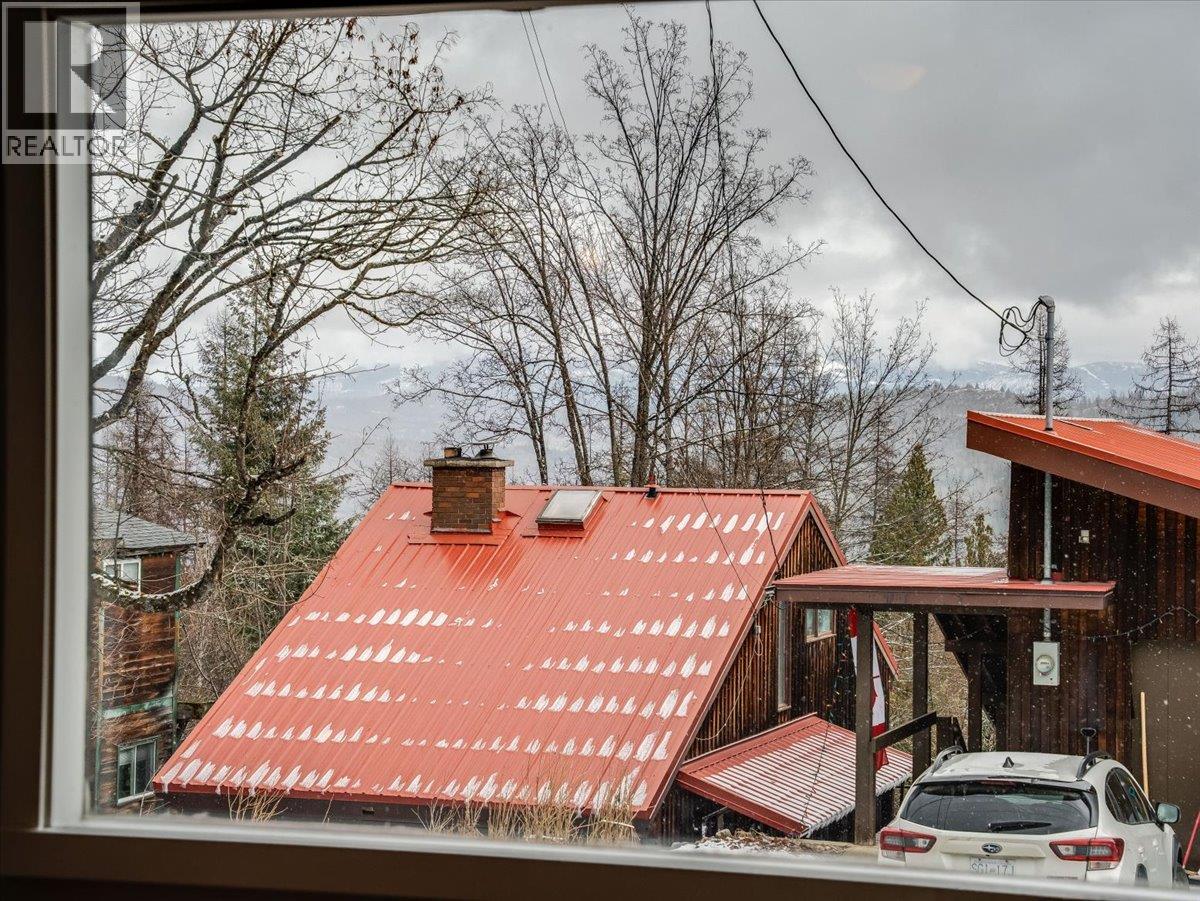 2043 Park Street, Rossland, British Columbia  V0G 1Y0 - Photo 68 - 10379188