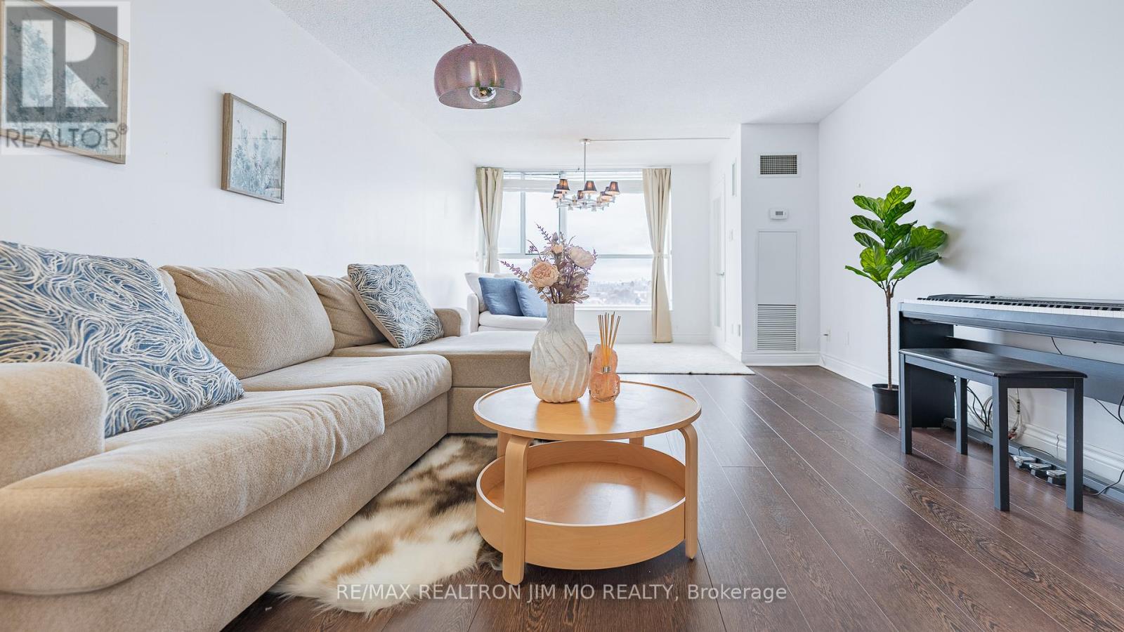 1101 - 330 Mccowan Road, Toronto, Ontario  M1J 3N3 - Photo 16 - E12857480