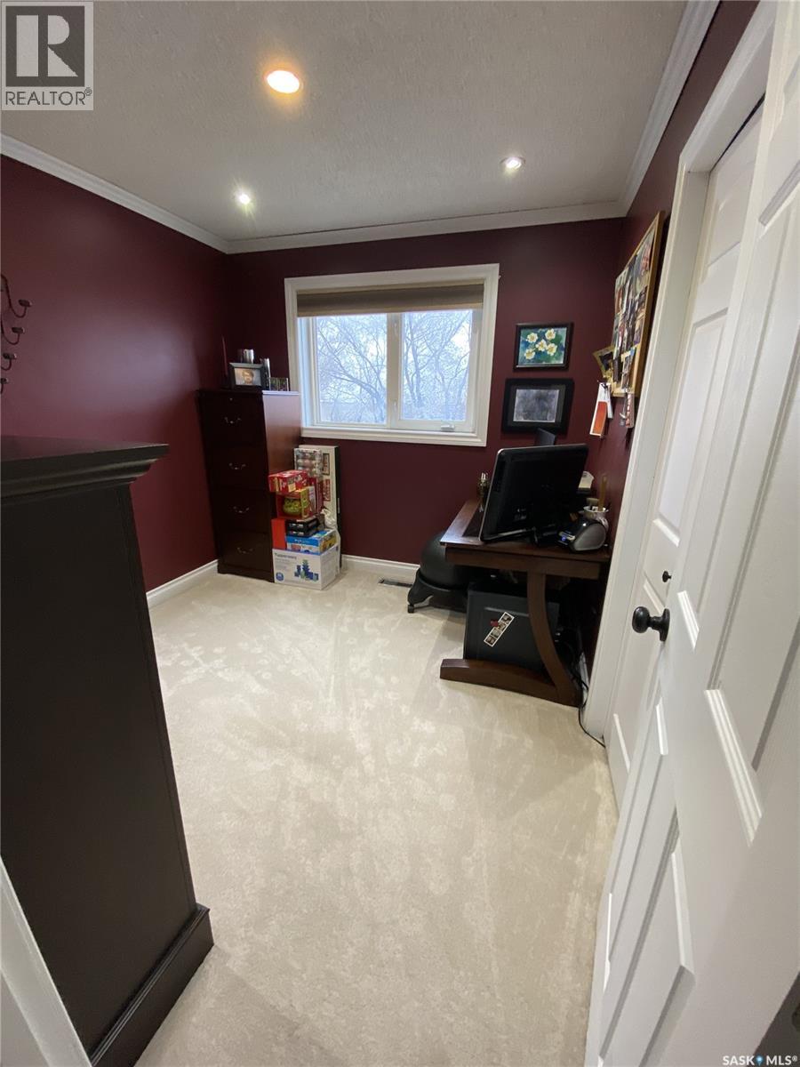 734 Wollaston Court, Saskatoon, Saskatchewan  S7J 4E5 - Photo 25 - SK026385