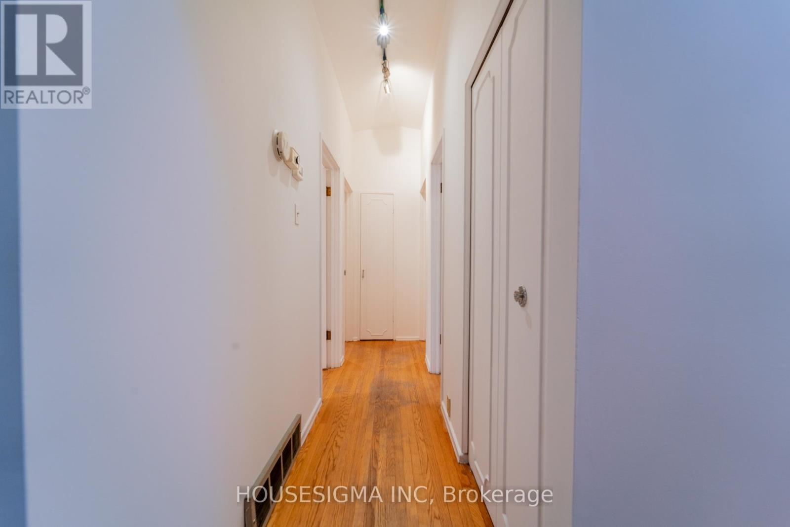 2335 Harding Road, Ottawa, Ontario  K1G 3B7 - Photo 10 - X12917572