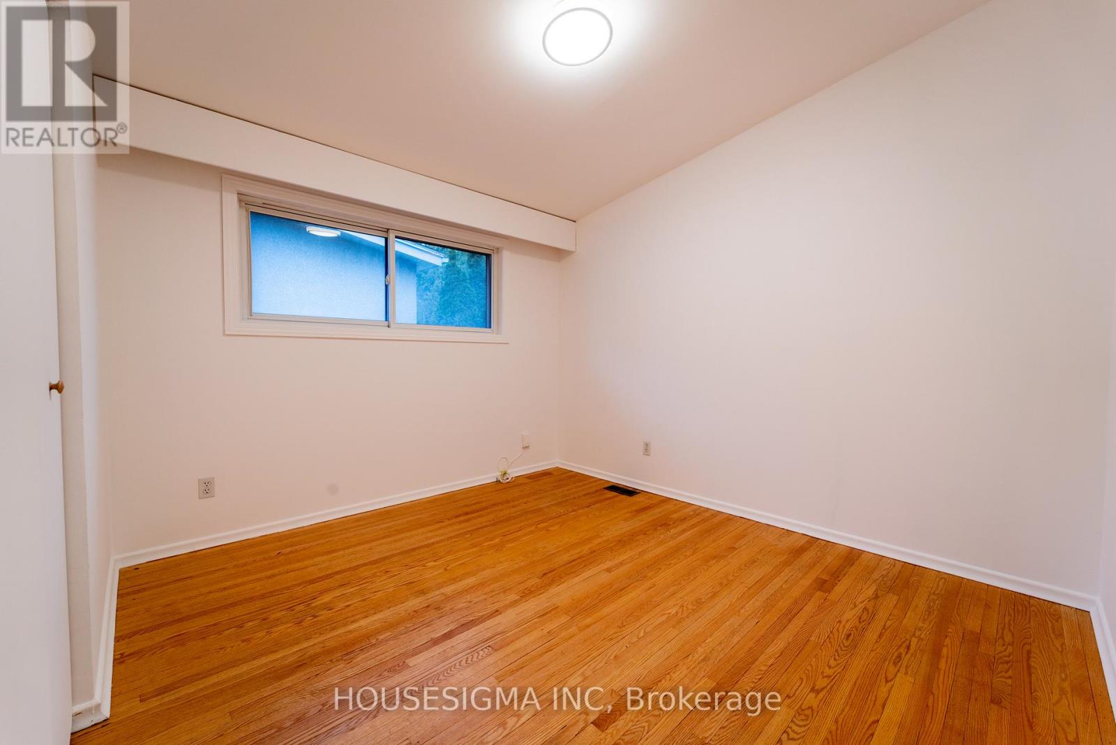 2335 Harding Road, Ottawa, Ontario  K1G 3B7 - Photo 13 - X12917572