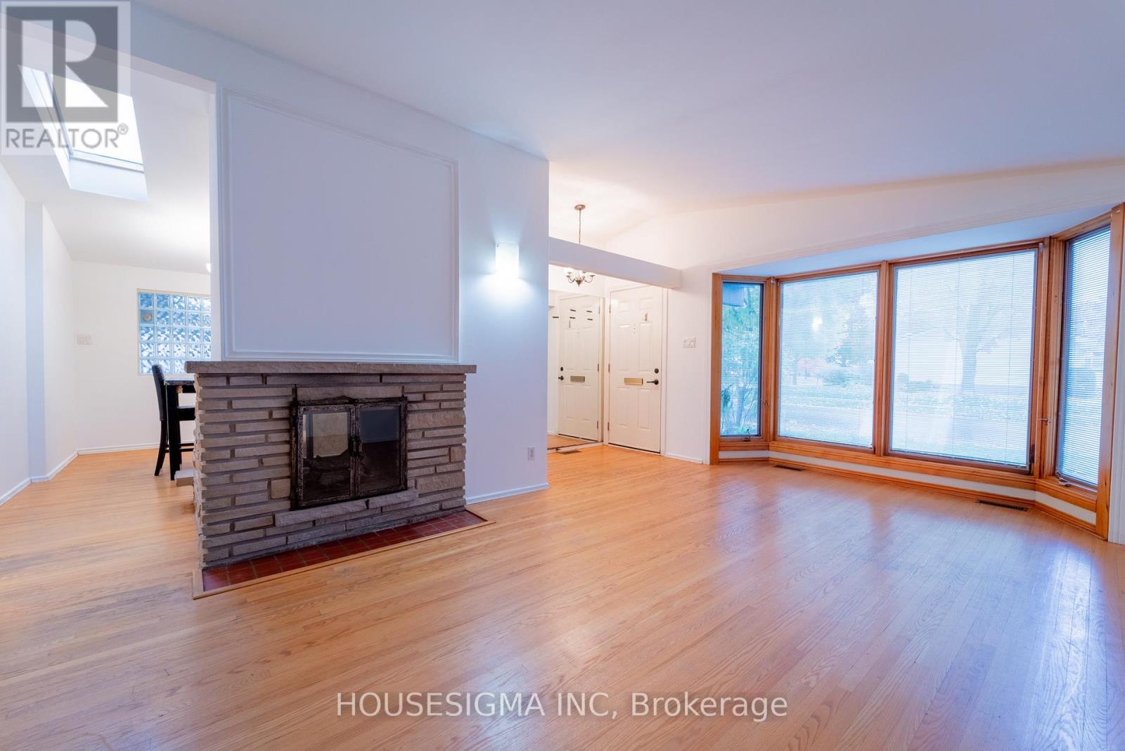 2335 Harding Road, Ottawa, Ontario  K1G 3B7 - Photo 4 - X12917572