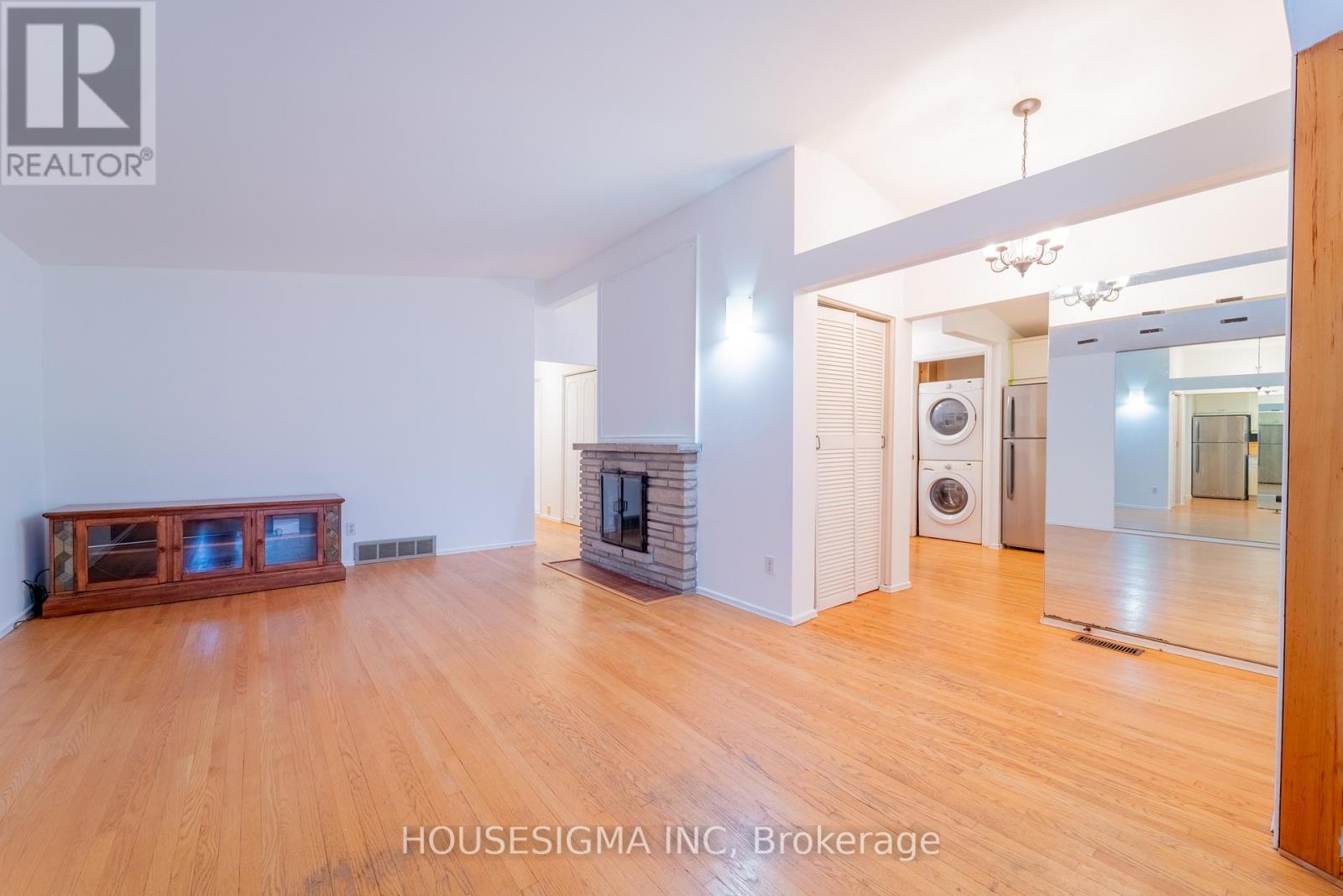 2335 Harding Road, Ottawa, Ontario  K1G 3B7 - Photo 6 - X12917572