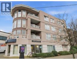 <div class="price">$549,900</div> 206 1688 E 8th Avenue, Vancouver<br><div style="margin-bottom:8px;"><small>Keller Williams Ocean Realty Vancentral</small></div><div class='bed_bath'>1 Bed | 1 Bath</div>