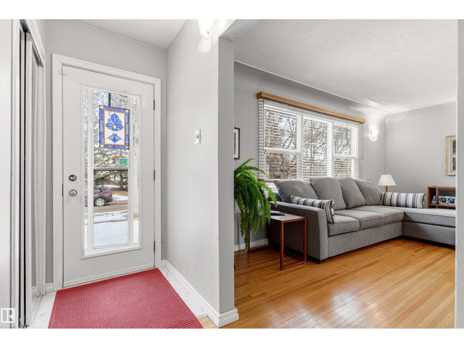 13619 108 Av Nw, Edmonton, Alberta  T5M 2C7 - Photo 3 - E4478903