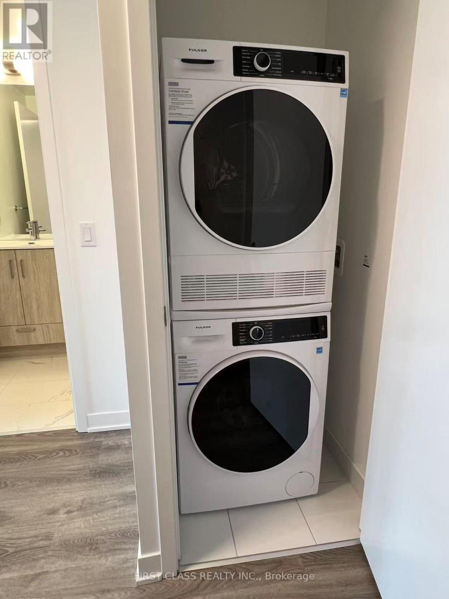 3511 - 180 Front Street E, Toronto, Ontario  M5A 0A9 - Photo 4 - C12917602